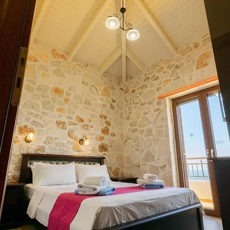 Sunset Vista Deluxe Ii فيلة Orthoniaí